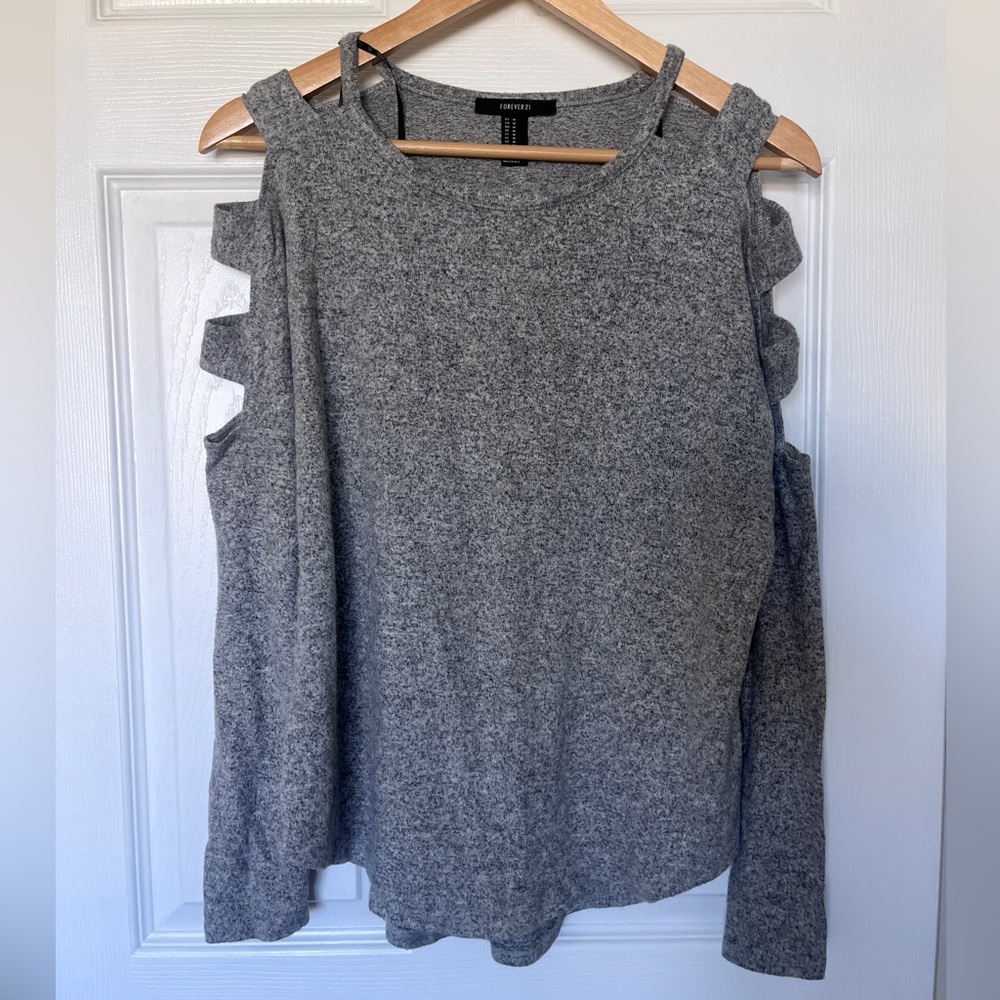 Forever 21 Heather Gray Cutout Shoulder Top